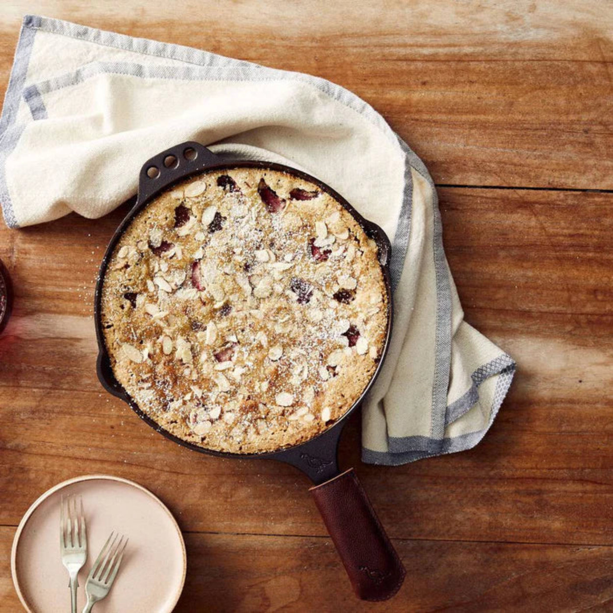 Smithey_No_10_Cast_Iron_Skillet_2