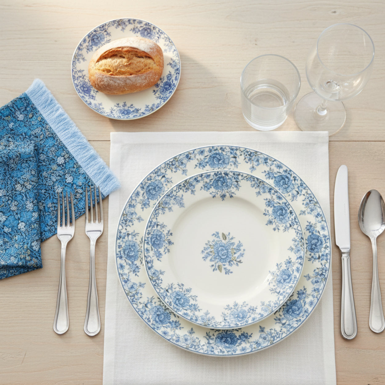 Vine Thief Dinner Napkin