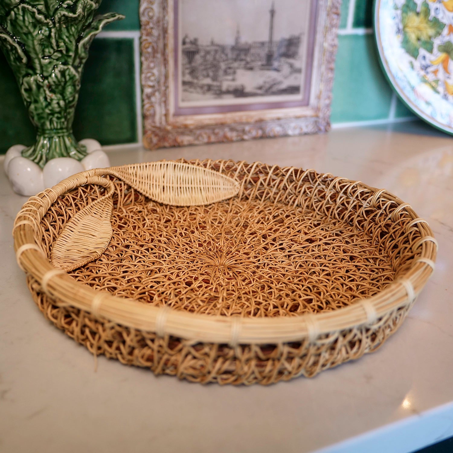 Honeysuckle Leaf Tray Basket