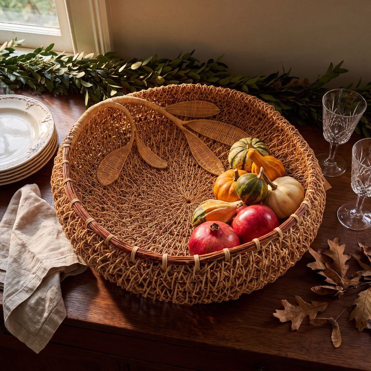 Round Leaf Basket, 19 in