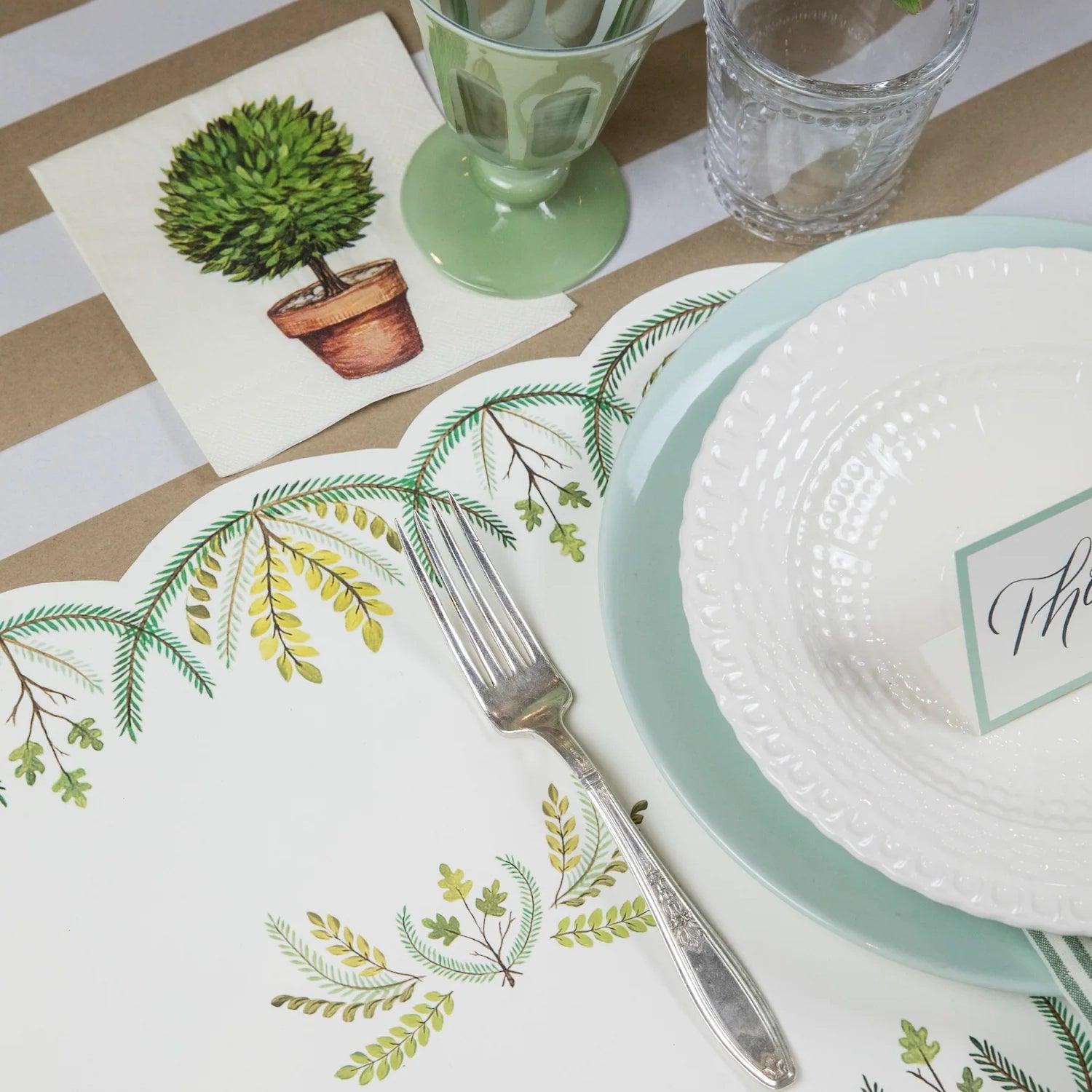 Scalloped Seedling Placemat - Southern Crafted